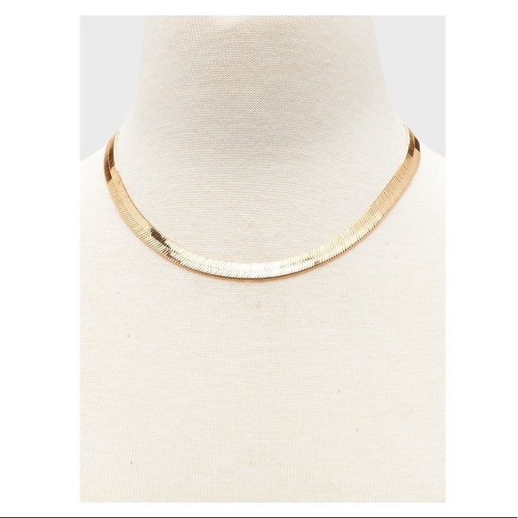 NWT Banana Republic Herringbone Snake Chain in Gold - Picture 1 of 12